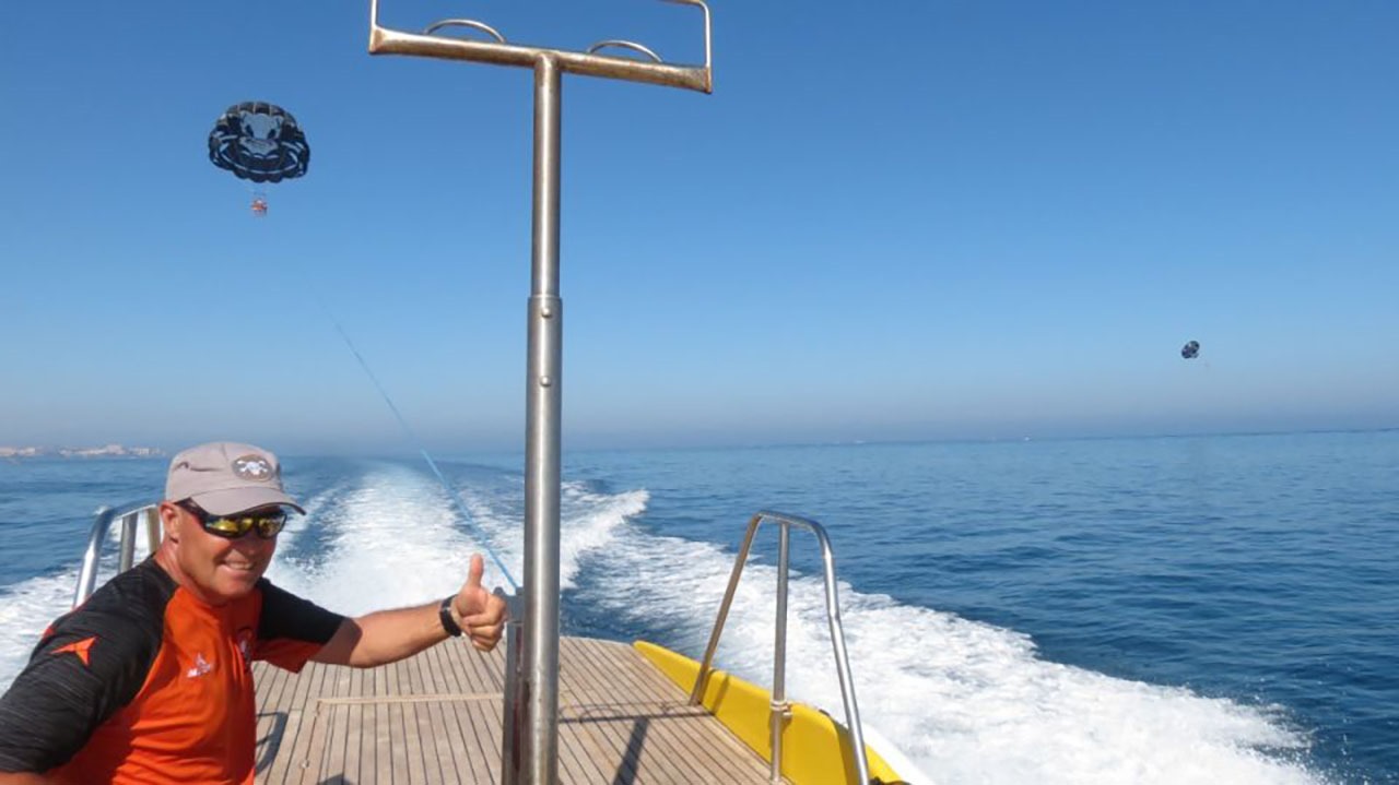 Parasailing en Puerto Banús Marbella