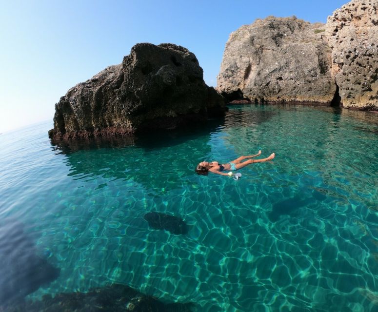 Alquiler Kayak acantilados de Nerja