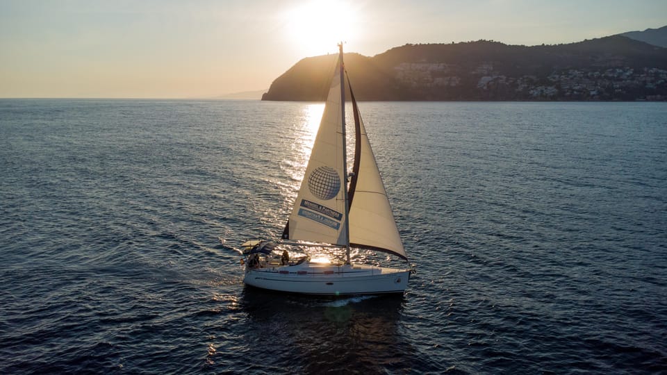 Puesta de sol en velero costa de maro, Nerja y La herradura