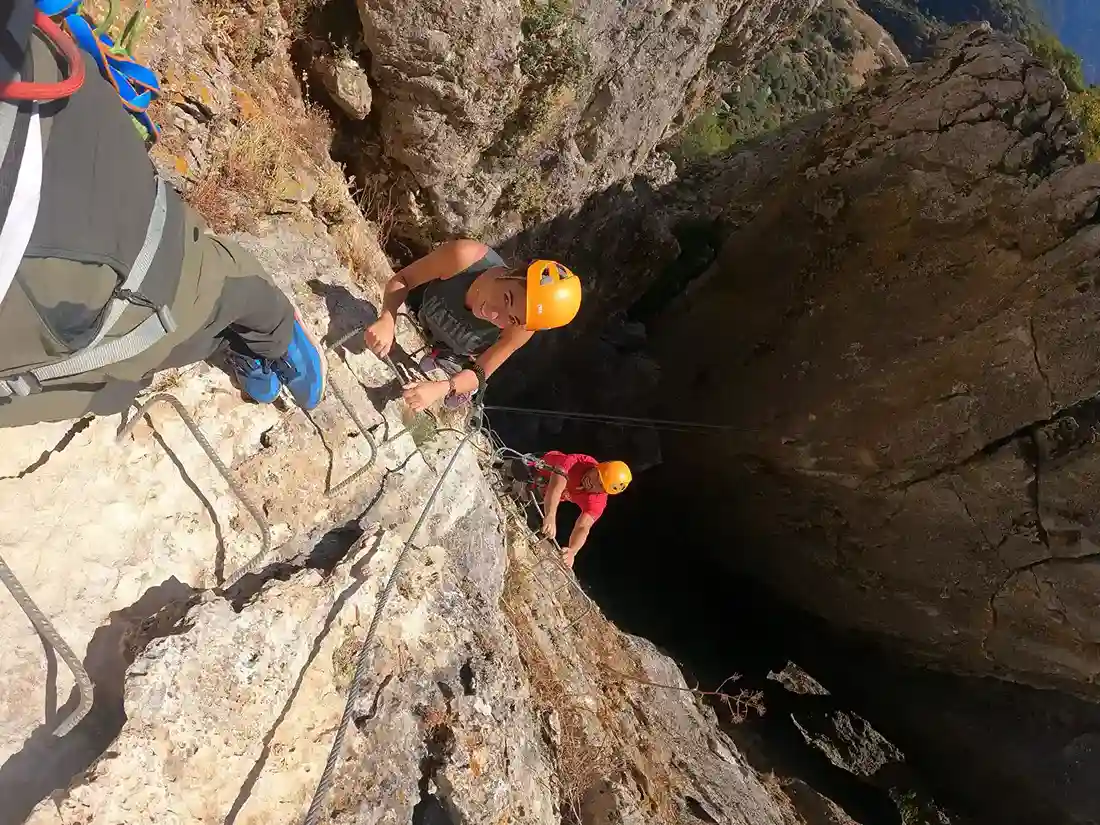 Via ferrata Benalauría